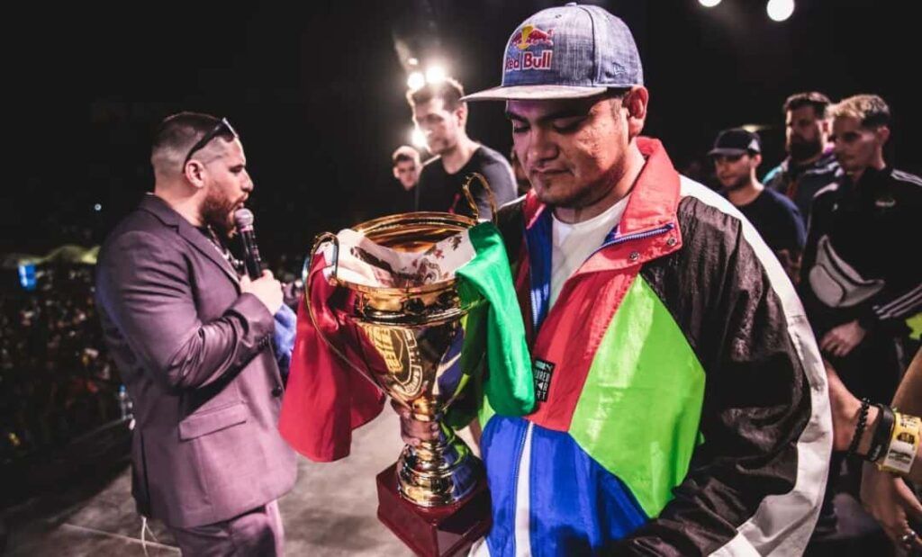 Aczino campeón FMS Internacional 2020